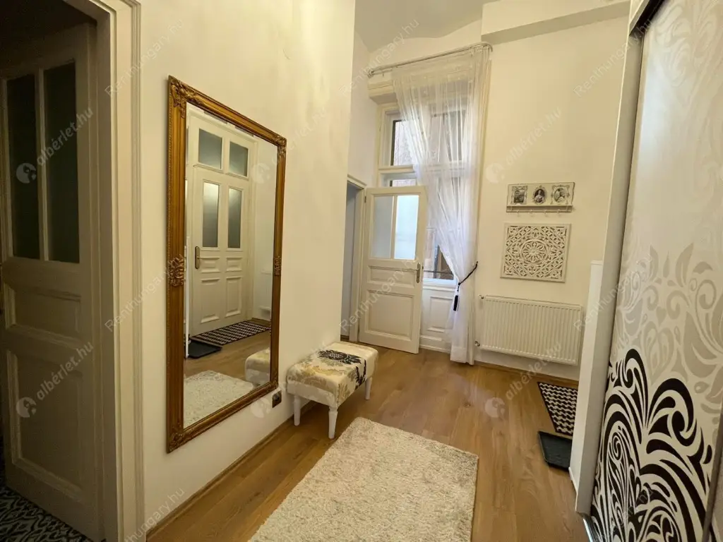 Kiadó albérlet 390000 Ft/hó áron: Budapest, VI. kerület  Teréz körút. Mérete: 60 nm, 2 szobás | Alberlet.hu - 6574281