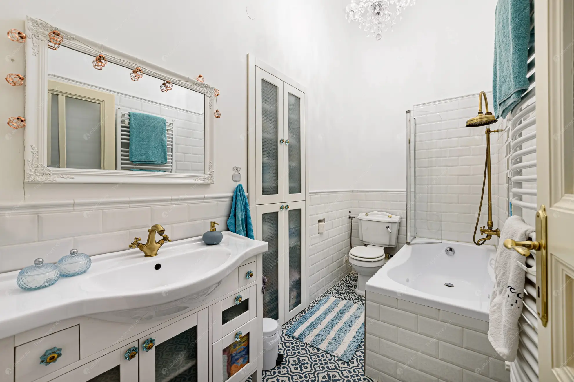 Kiadó albérlet 390000 Ft/hó áron: Budapest, VI. kerület  Teréz körút. Mérete: 60 nm, 2 szobás | Alberlet.hu - 6581863