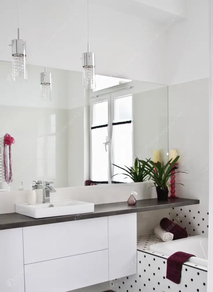 Kiadó albérlet 360000 Ft/hó áron: Budapest, VI. kerület  Teréz körút. Mérete: 61 nm, 2 szobás | Alberlet.hu - 6583902