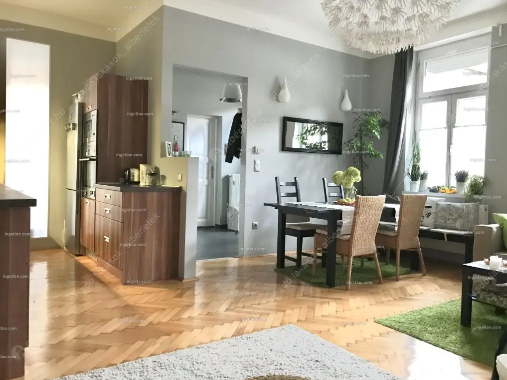 Kiadó albérlet 320000 Ft/hó áron: Budapest, VI. kerület  Teréz körút. Mérete: 61 nm, 2 szobás | Alberlet.hu - 6632488