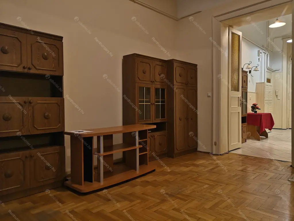 Kiadó albérlet 250000 Ft/hó áron: Budapest, VI. kerület  Teréz körút. Mérete: 62 nm, 2 szobás | Alberlet.hu - 6075741