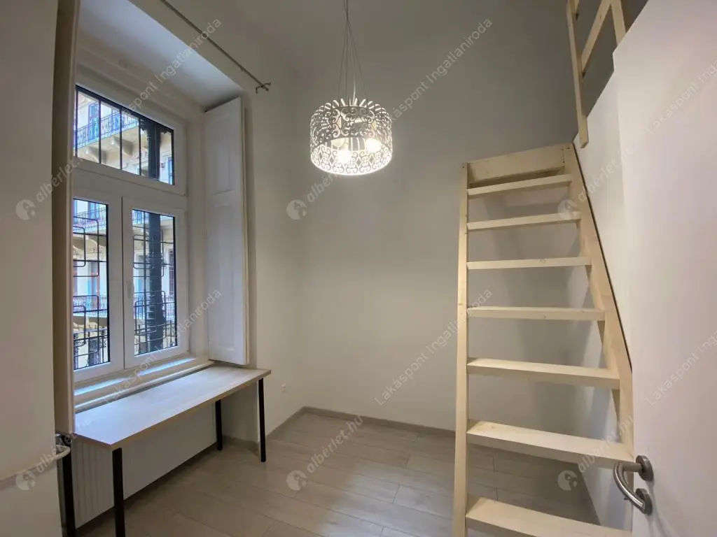 Kiadó albérlet 340000 Ft/hó áron: Budapest, VI. kerület  Teréz körút. Mérete: 70 nm, 2 szobás | Alberlet.hu - 6504463