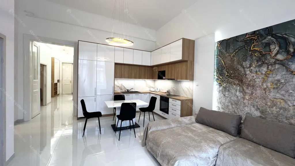 Kiadó albérlet 395000 Ft/hó áron: Budapest, VI. kerület  Teréz körút. Mérete: 72 nm, 3 szobás | Alberlet.hu - 6678326