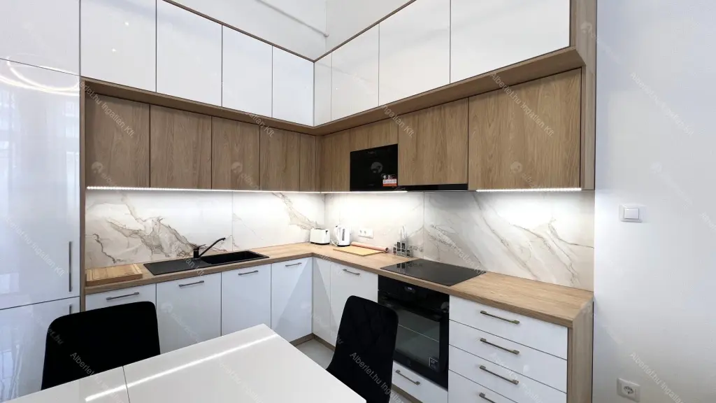 Kiadó albérlet 395000 Ft/hó áron: Budapest, VI. kerület  Teréz körút. Mérete: 72 nm, 3 szobás | Alberlet.hu - 6678336