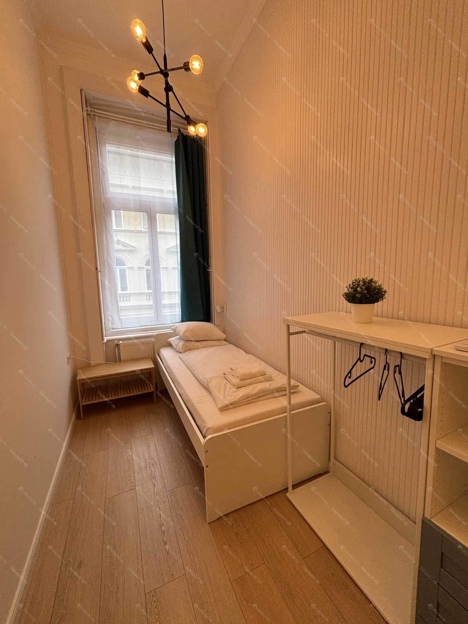 Kiadó albérlet 500000 Ft/hó áron: Budapest, VI. kerület  Teréz körút. Mérete: 80 nm, 4 szobás | Alberlet.hu - 6657866