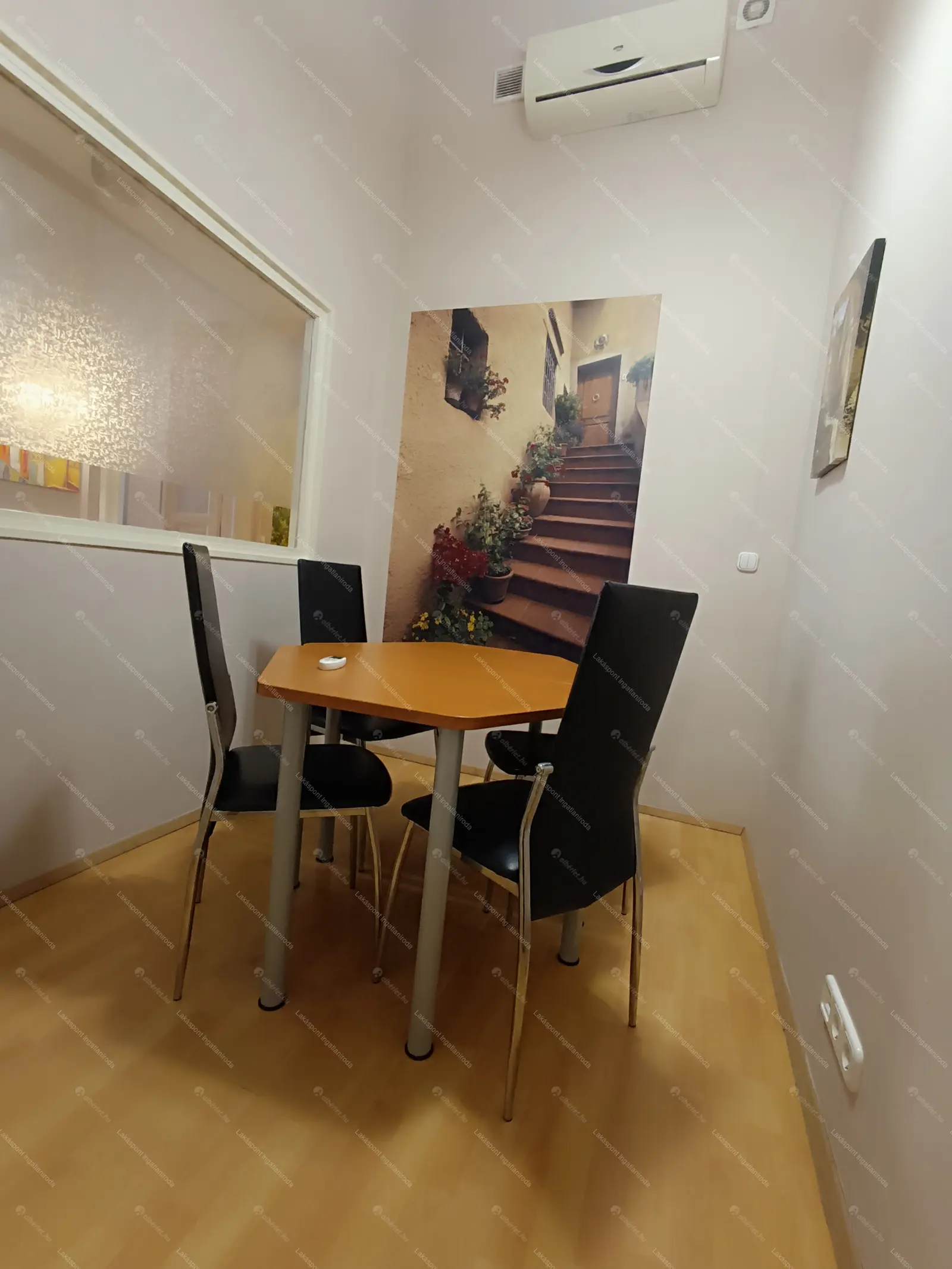 Kiadó albérlet 450000 Ft/hó áron: Budapest, VI. kerület  Teréz körút. Mérete: 81 nm, 2 szobás | Alberlet.hu - 6674755