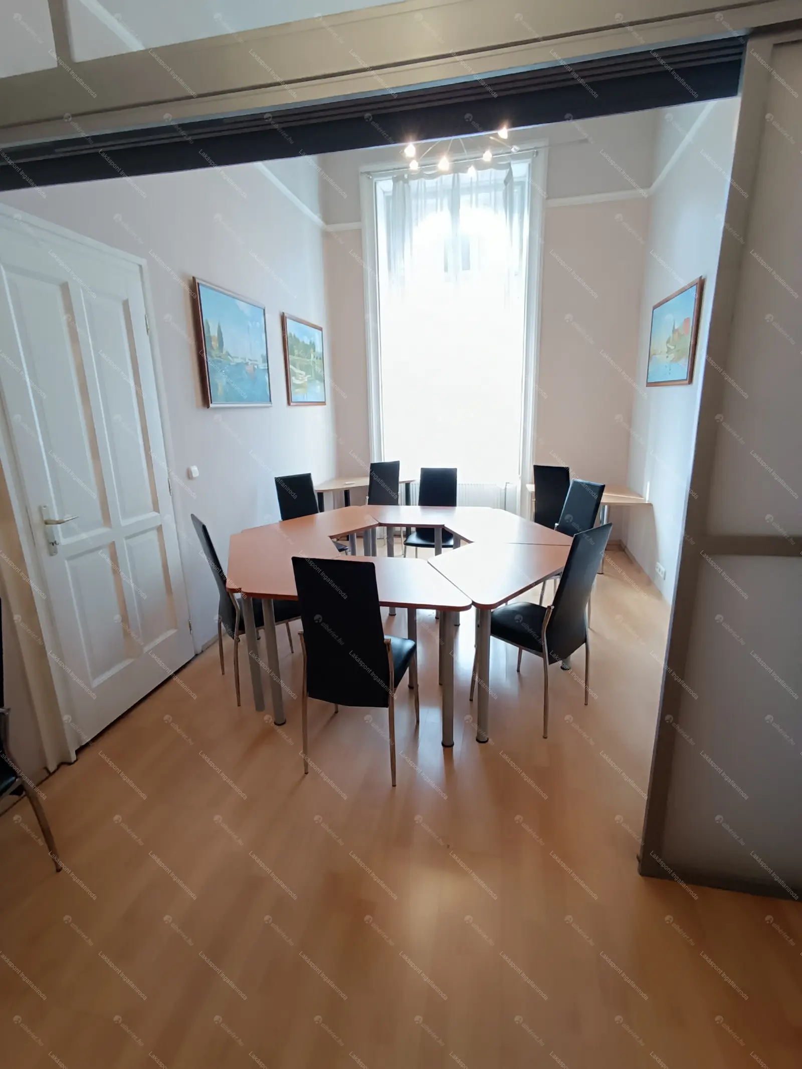 Kiadó albérlet 450000 Ft/hó áron: Budapest, VI. kerület  Teréz körút. Mérete: 81 nm, 2 szobás | Alberlet.hu - 6674764