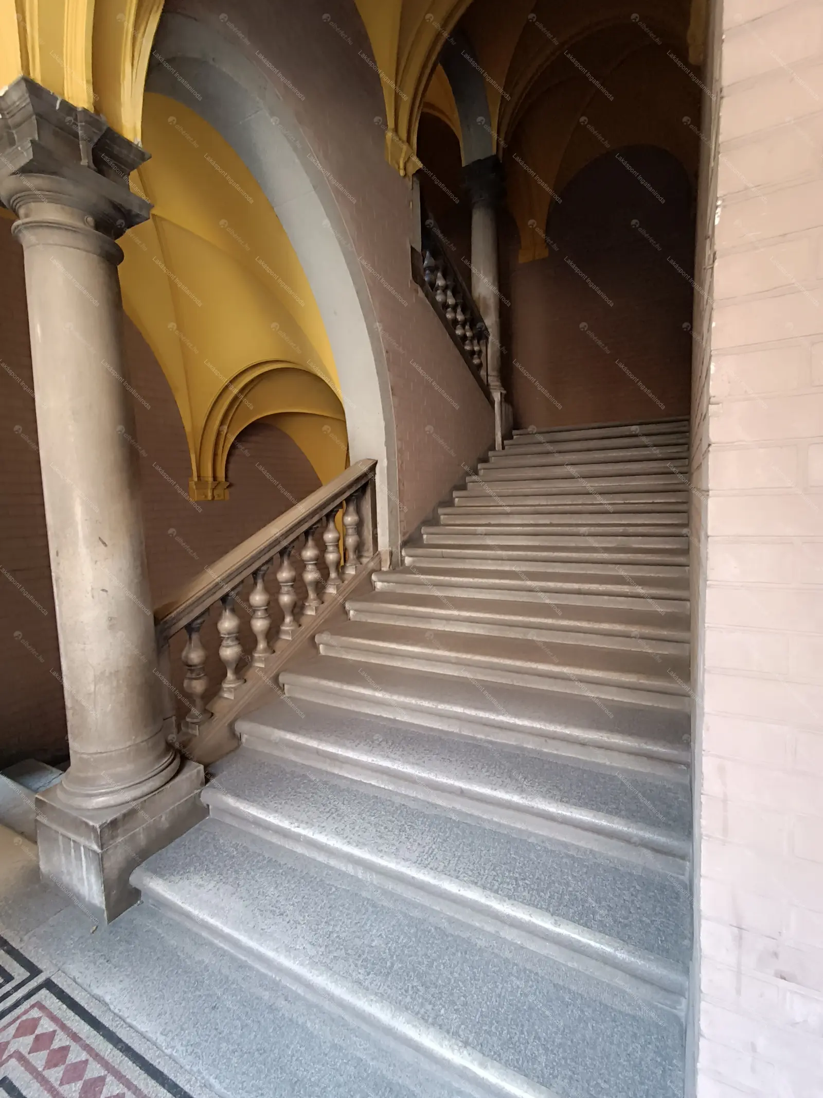 Kiadó albérlet 450000 Ft/hó áron: Budapest, VI. kerület  Teréz körút. Mérete: 81 nm, 2 szobás | Alberlet.hu - 6674770