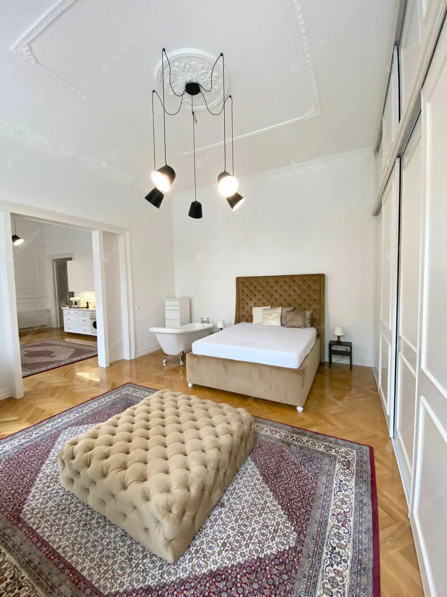 Kiadó albérlet 480000 Ft/hó áron: Budapest, VI. kerület  Teréz körút. Mérete: 90 nm, 3 szobás | Alberlet.hu - 6509325