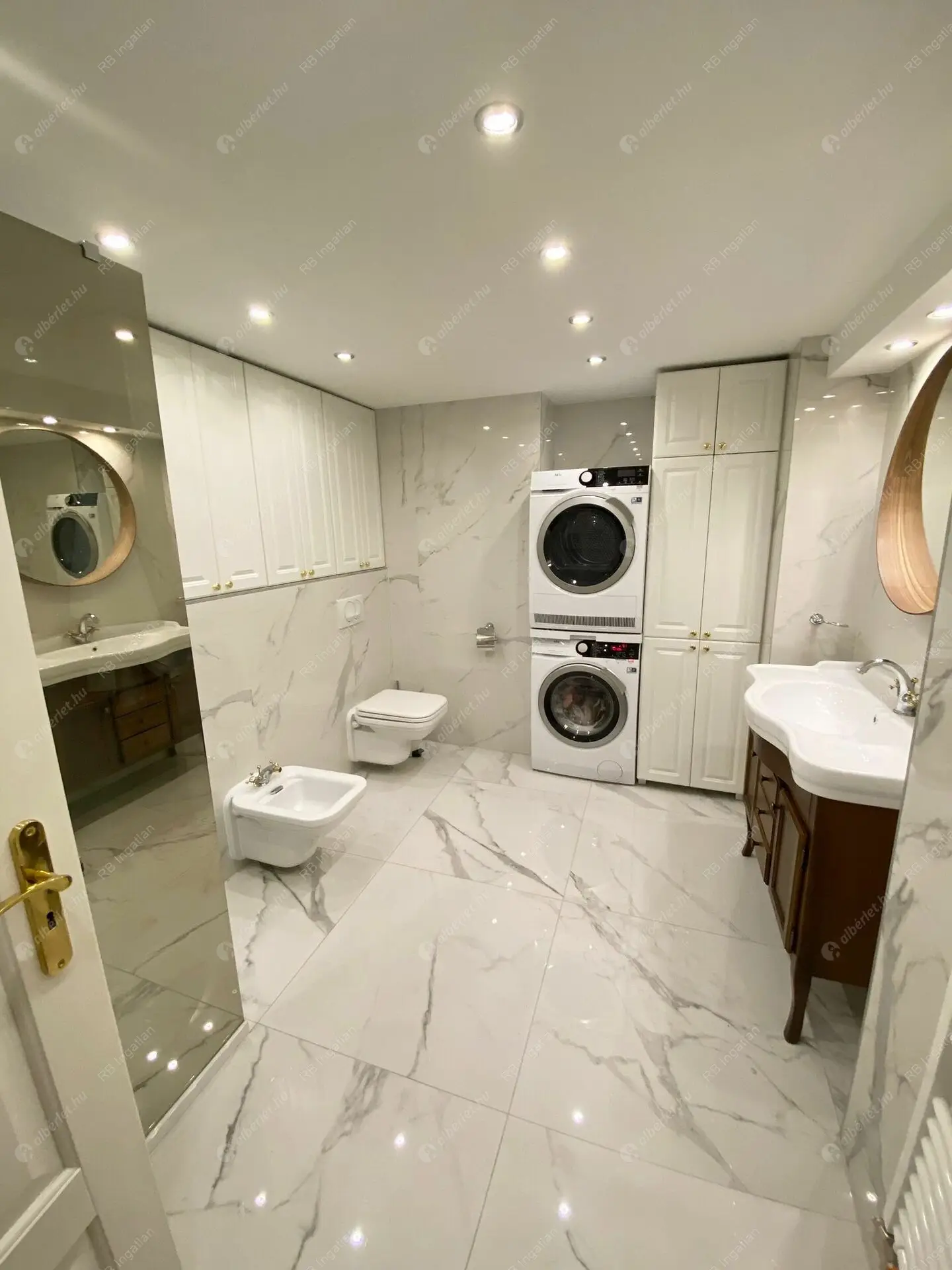 Kiadó albérlet 480000 Ft/hó áron: Budapest, VI. kerület  Teréz körút. Mérete: 90 nm, 3 szobás | Alberlet.hu - 6509326