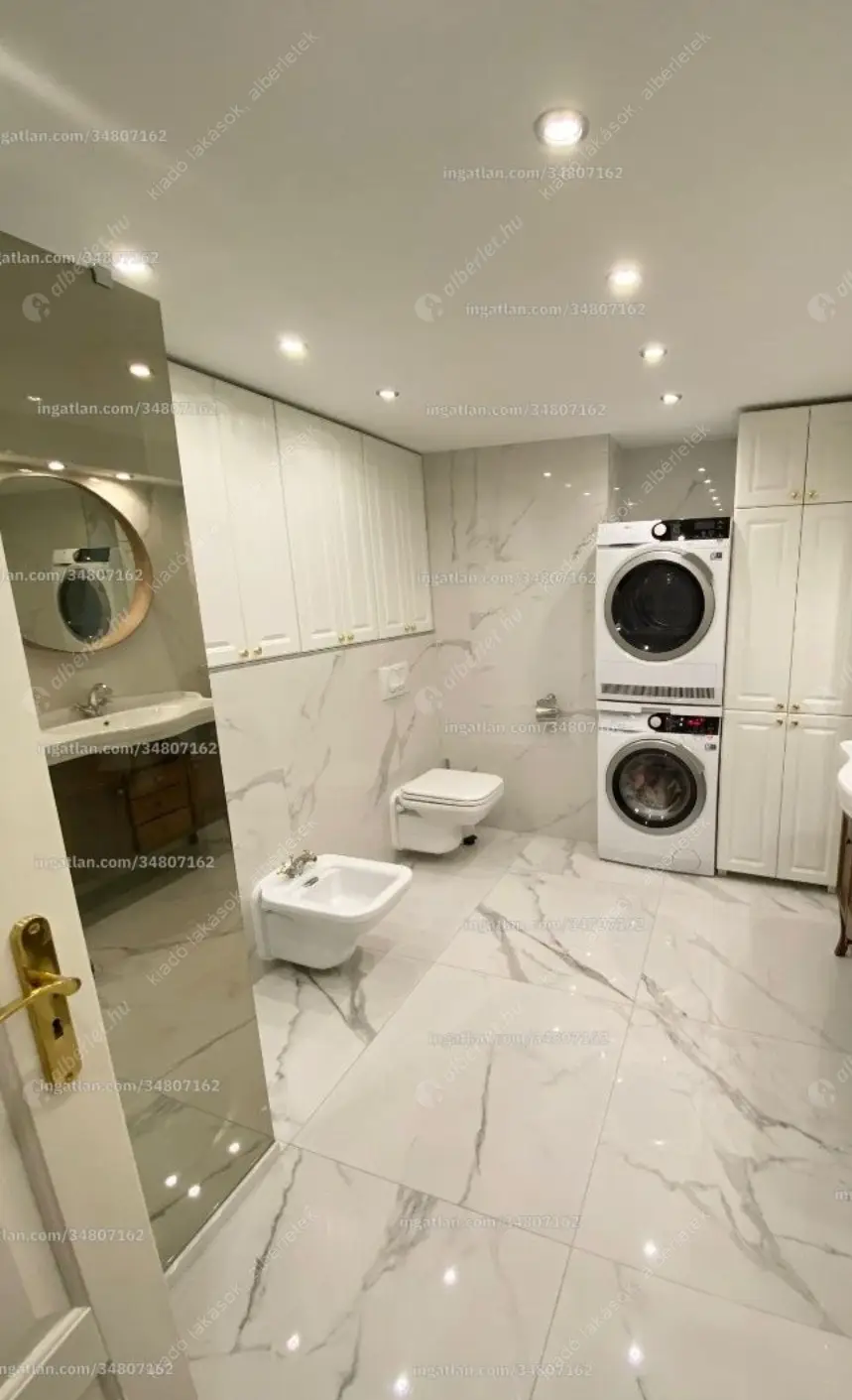 Kiadó albérlet 400000 Ft/hó áron: Budapest, VI. kerület  Teréz körút. Mérete: 90 nm, 3 szobás | Alberlet.hu - 6621374