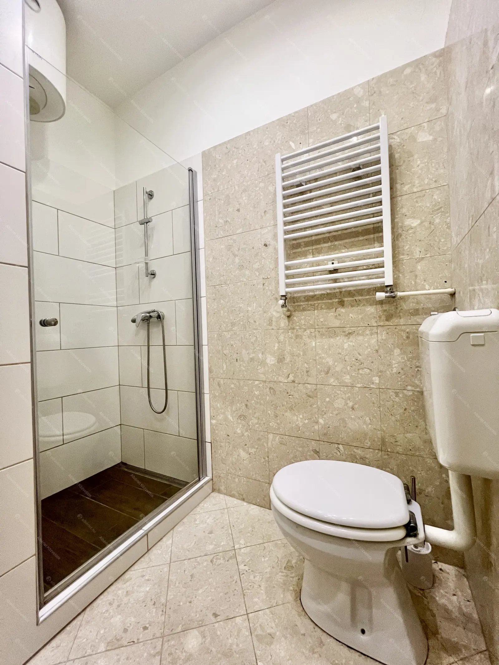 Kiadó albérlet 225000 Ft/hó áron: Budapest, VI. kerület  Városligeti fasor. Mérete: 28 nm, 1 szobás | Alberlet.hu - 6650965