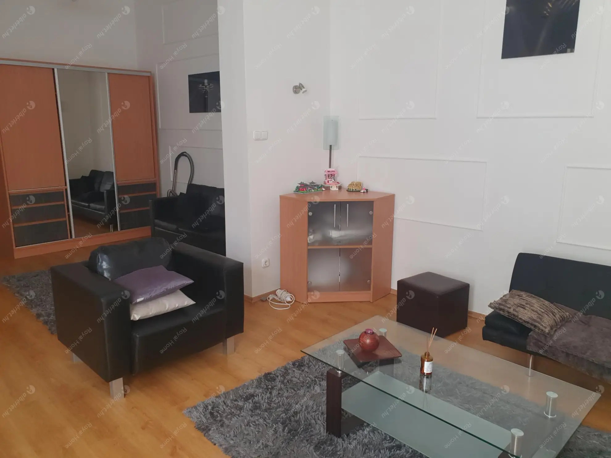 Kiadó albérlet 280000 Ft/hó áron: Budapest, VI. kerület  Vasvári Pál utca. Mérete: 61 nm, 2 szobás | Alberlet.hu - 6573260