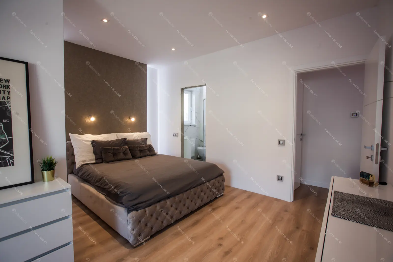 Kiadó albérlet 740000 Ft/hó áron: Budapest, VI. kerület  Vörösmarty utca. Mérete: 100 nm, 3 szobás | Alberlet.hu - 6640504