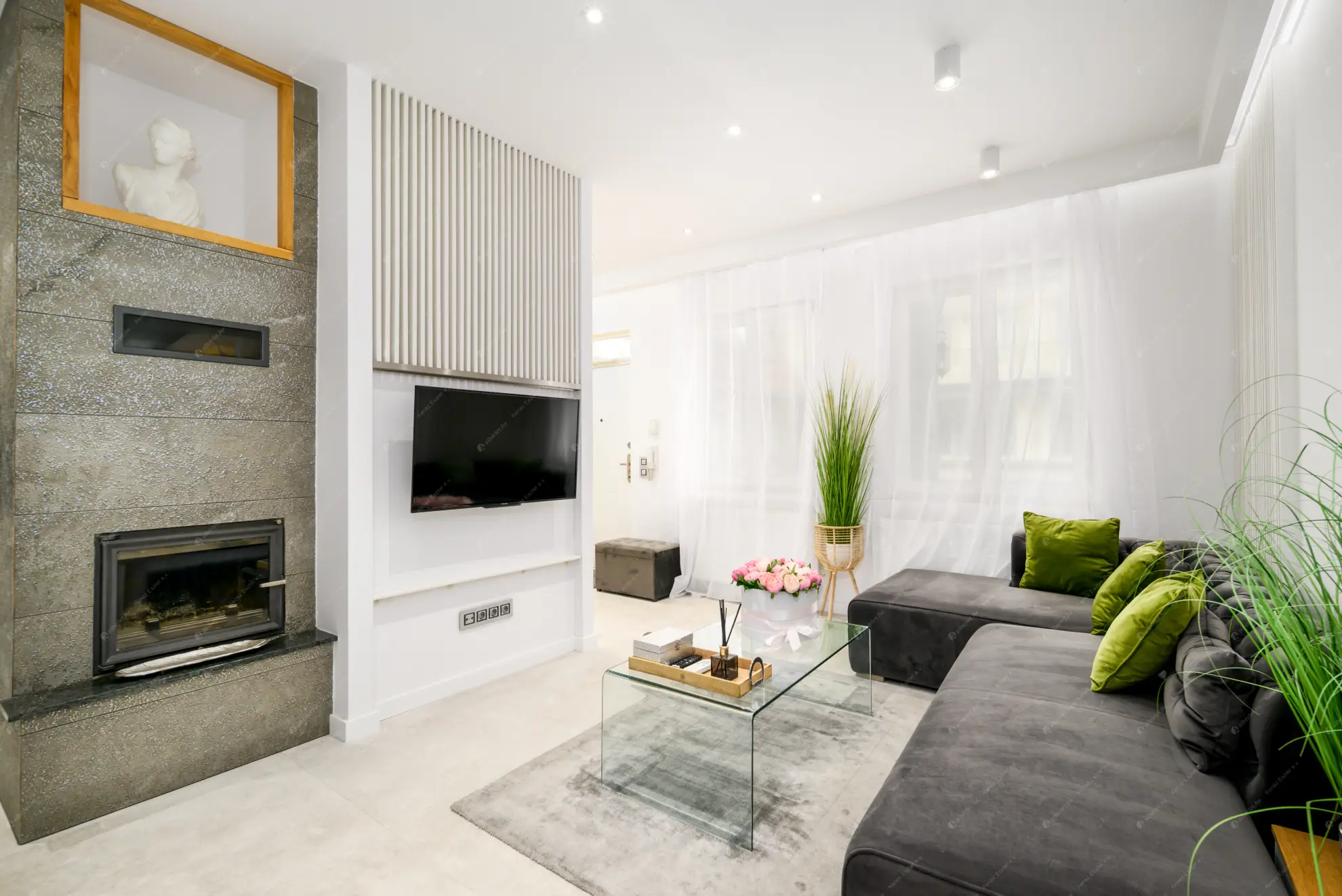 Kiadó albérlet 740000 Ft/hó áron: Budapest, VI. kerület  Vörösmarty utca. Mérete: 100 nm, 5 szobás | Alberlet.hu - 6636180