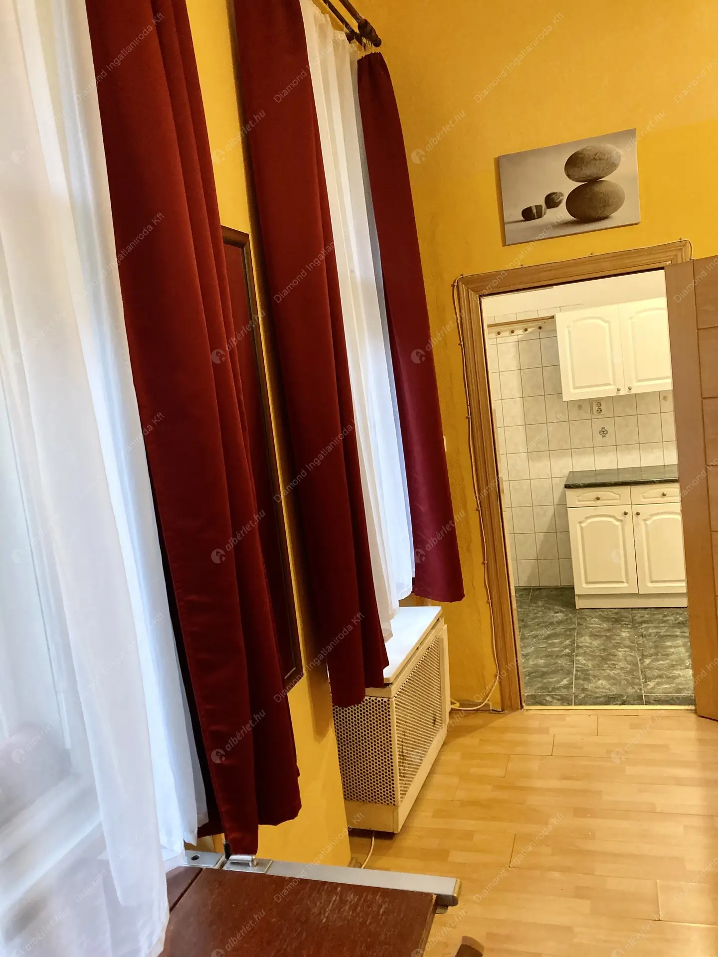 Kiadó albérlet 190000 Ft/hó áron: Budapest, VI. kerület  Vörösmarty utca. Mérete: 30 nm, 1 szobás | Alberlet.hu - 6510006