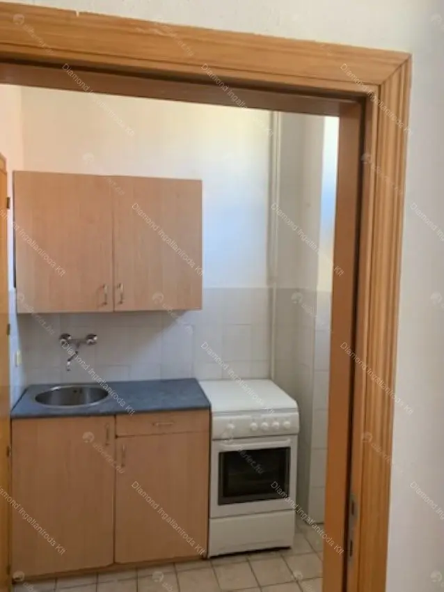 Kiadó albérlet 190000 Ft/hó áron: Budapest, VI. kerület  Vörösmarty utca. Mérete: 30 nm, 1 szobás | Alberlet.hu - 6664350