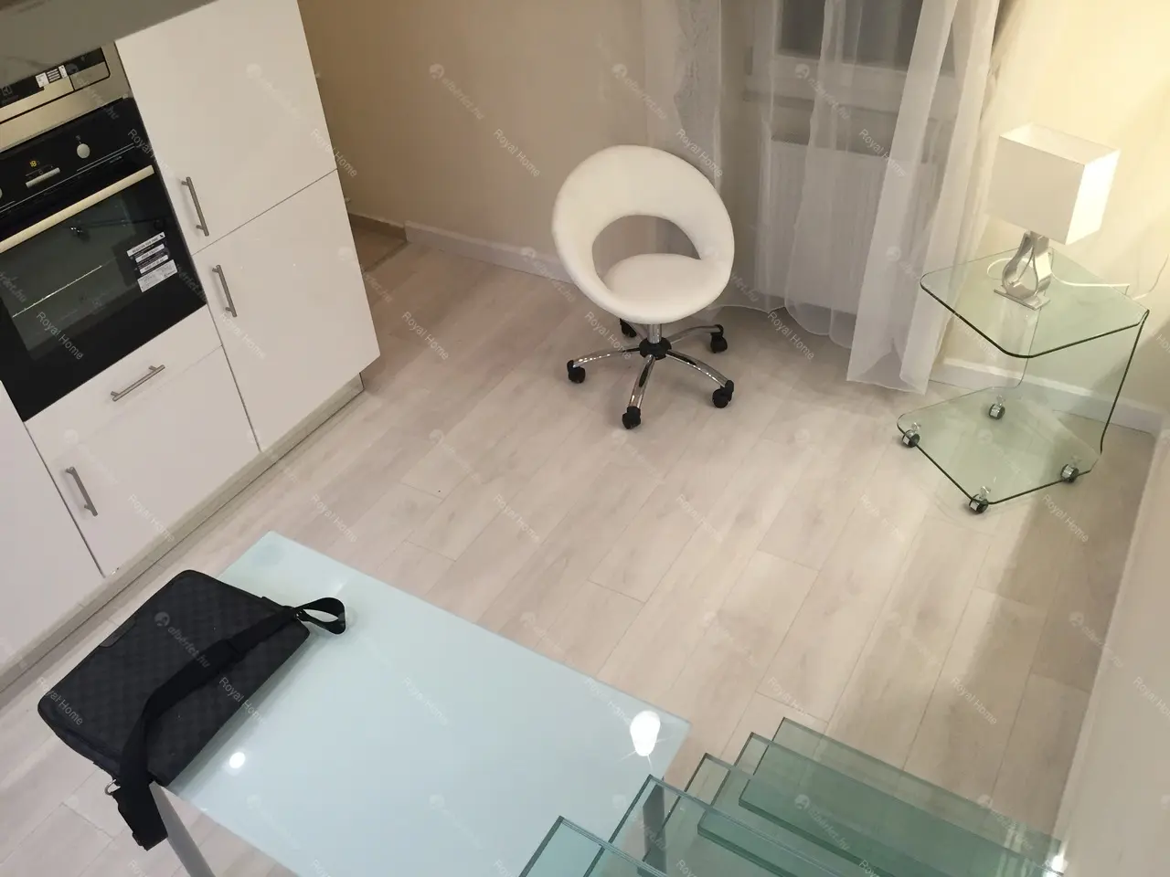 Kiadó albérlet 190000 Ft/hó áron: Budapest, VI. kerület  Vörösmarty utca. Mérete: 35 nm, 1 szobás | Alberlet.hu - 5163291