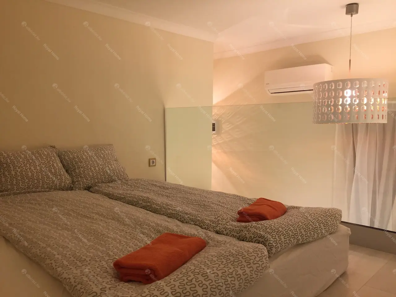 Kiadó albérlet 190000 Ft/hó áron: Budapest, VI. kerület  Vörösmarty utca. Mérete: 35 nm, 1 szobás | Alberlet.hu - 5163312