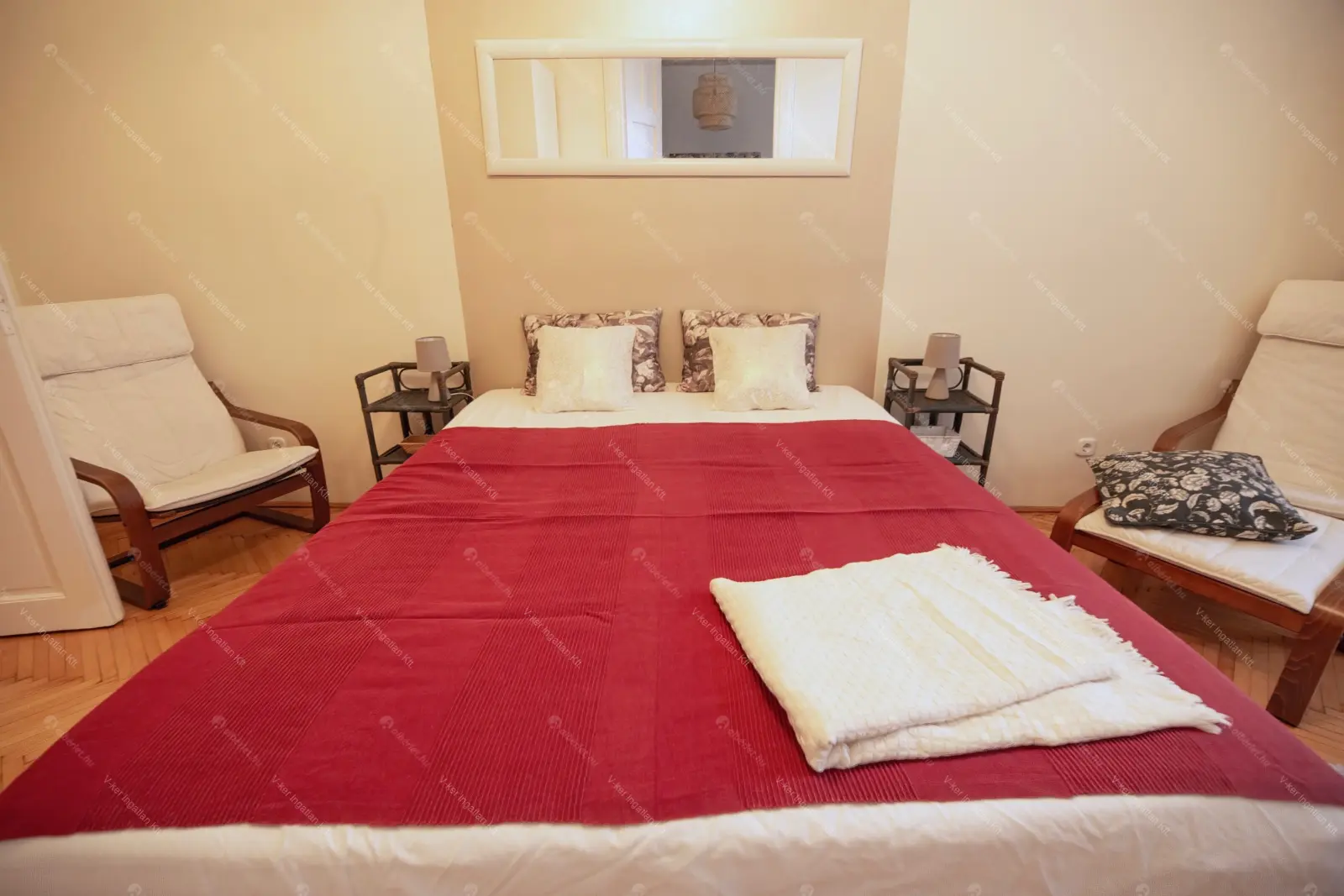 Kiadó albérlet 295000 Ft/hó áron: Budapest, VI. kerület  Vörösmarty utca. Mérete: 70 nm, 2 szobás | Alberlet.hu - 6685842