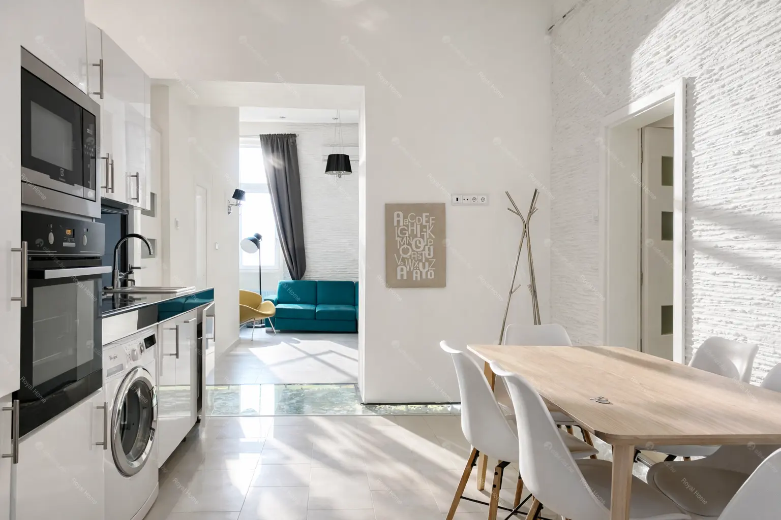 Kiadó albérlet 353000 Ft/hó áron: Budapest, VI. kerület  Vörösmarty utca. Mérete: 70 nm, 3 szobás | Alberlet.hu - 6666417