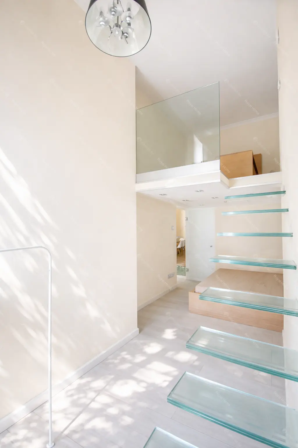 Kiadó albérlet 353000 Ft/hó áron: Budapest, VI. kerület  Vörösmarty utca. Mérete: 70 nm, 3 szobás | Alberlet.hu - 6666418