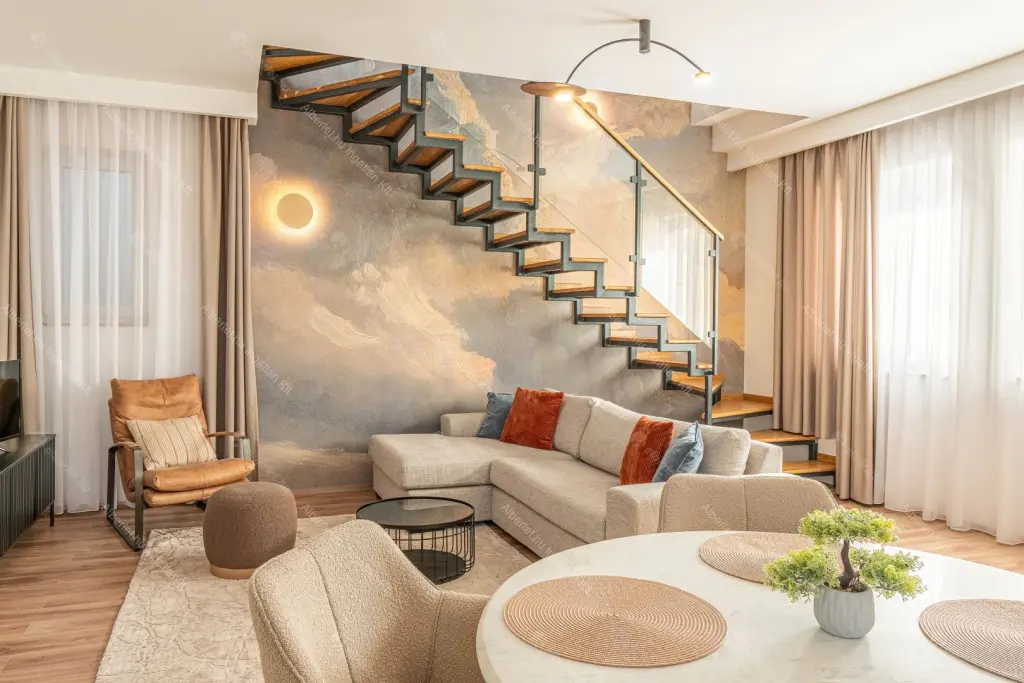 Kiadó albérlet 700000 Ft/hó áron: Budapest, VI. kerület  Vörösmarty utca. Mérete: 73 nm, 3 szobás | Alberlet.hu - 6677325