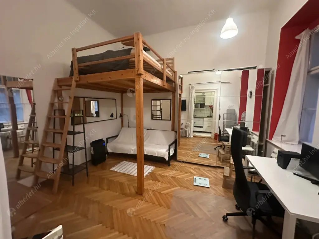 Kiadó albérlet 190000 Ft/hó áron: Budapest, VI. kerület  Weiner Leó utca. Mérete: 25 nm, 1 szobás | Alberlet.hu - 6571870