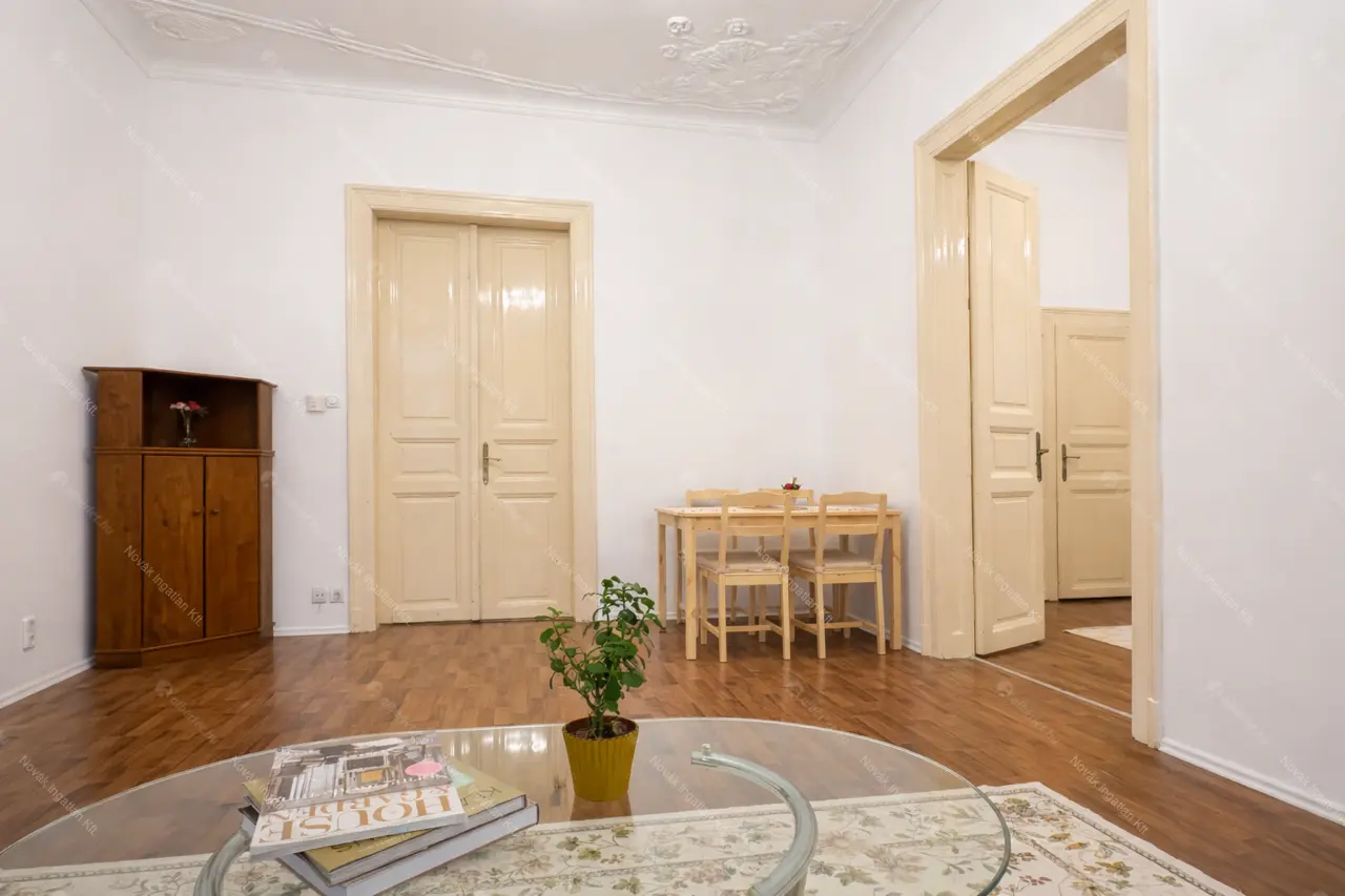 Kiadó albérlet 340000 Ft/hó áron: Budapest, VI. kerület  Weiner Leó utca. Mérete: 86 nm, 3 szobás | Alberlet.hu - 6676955