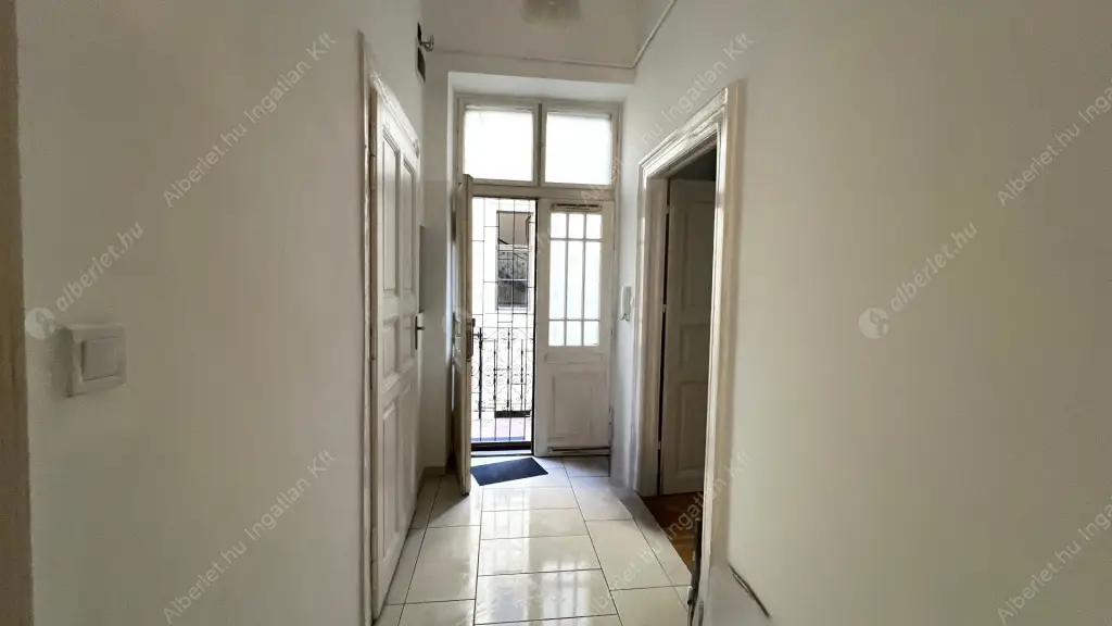 Kiadó albérlet 350000 Ft/hó áron: Budapest, VI. kerület  Weiner Leó utca. Mérete: 90 nm, 4 szobás | Alberlet.hu - 6580910