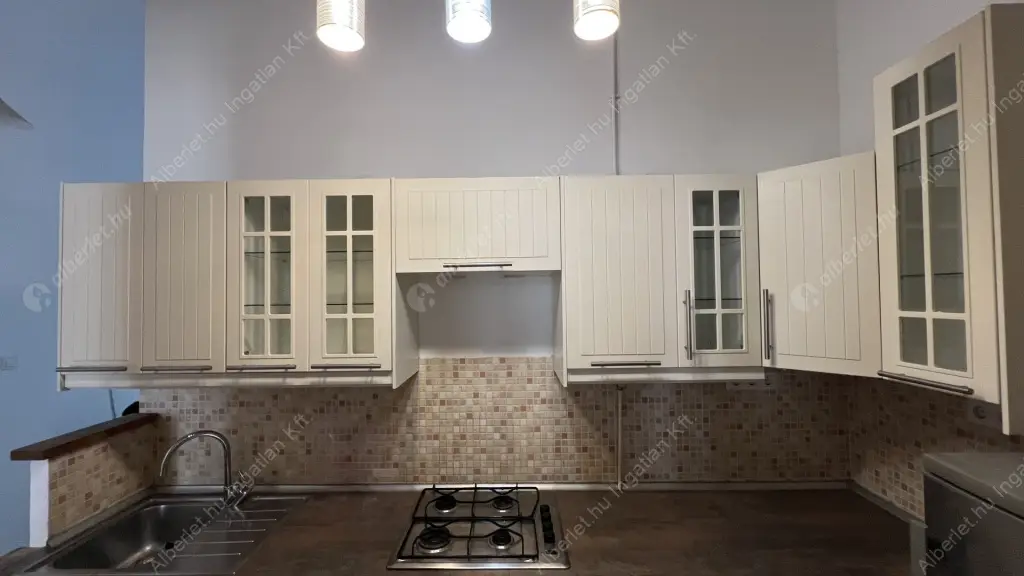 Kiadó albérlet 350000 Ft/hó áron: Budapest, VI. kerület  Weiner Leó utca. Mérete: 90 nm, 4 szobás | Alberlet.hu - 6580912