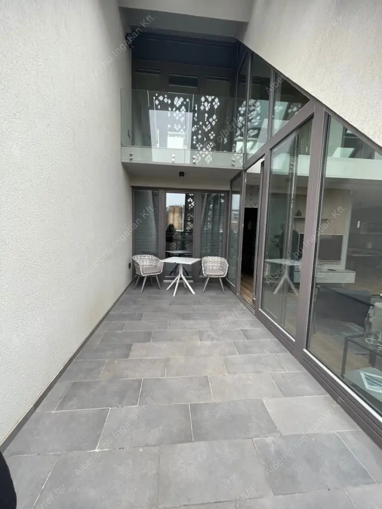 Kiadó albérlet 1520000 Ft/hó áron: Budapest, VI. kerület  Zichy Jenő utca. Mérete: 140 nm, 4 szobás | Alberlet.hu - 6617448