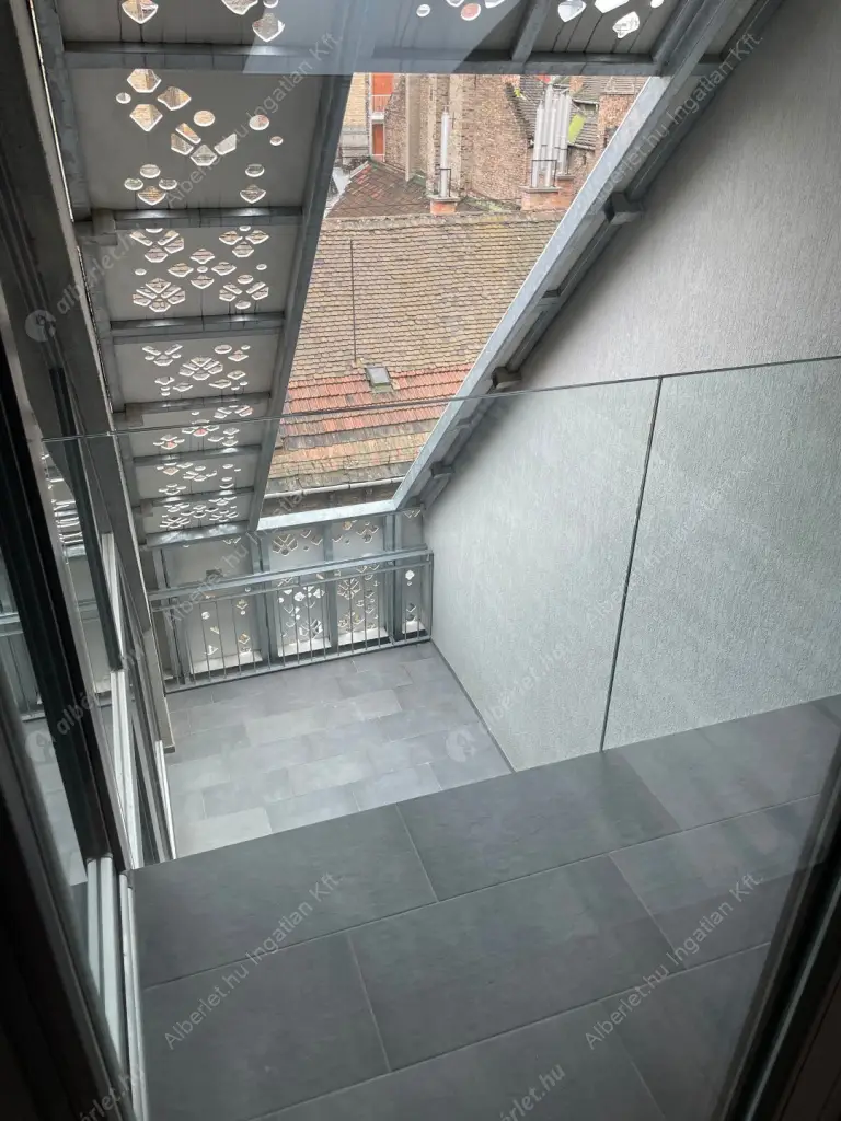 Kiadó albérlet 1520000 Ft/hó áron: Budapest, VI. kerület  Zichy Jenő utca. Mérete: 140 nm, 4 szobás | Alberlet.hu - 6617451