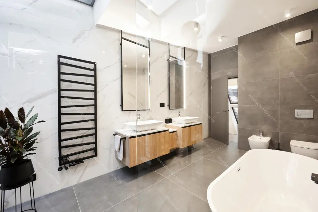 Kiadó albérlet 1495000 Ft/hó áron: Budapest, VI. kerület  Zichy Jenő utca. Mérete: 140 nm, 4 szobás | Alberlet.hu - 6682677