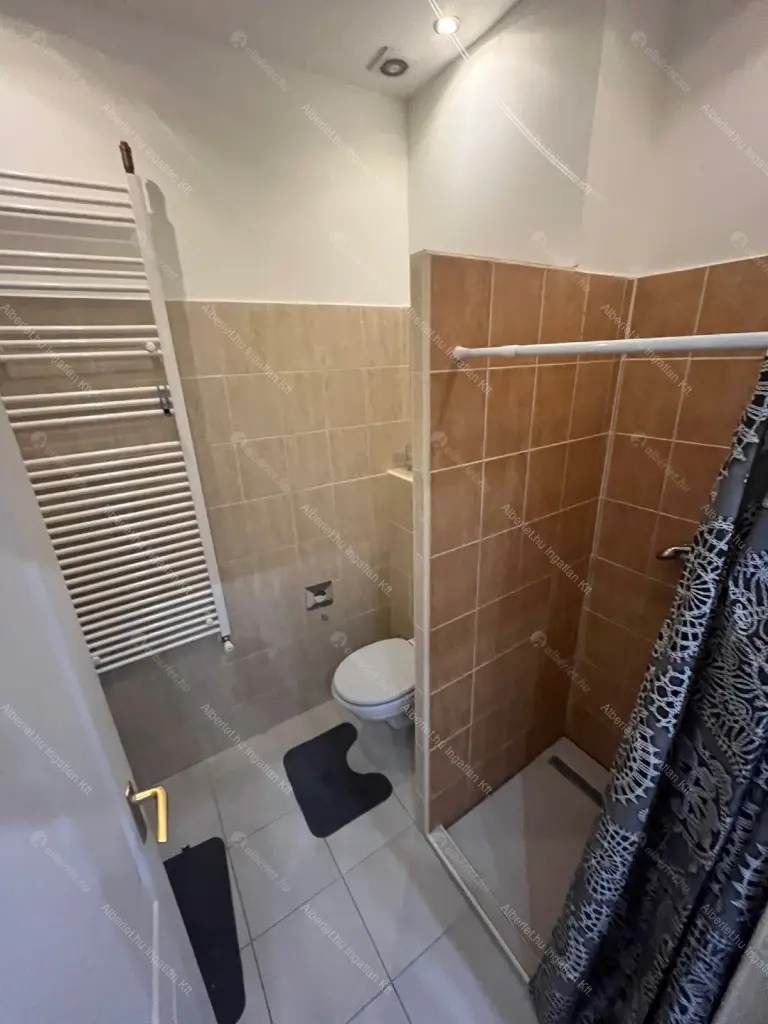 Kiadó albérlet 240000 Ft/hó áron: Budapest, VI. kerület  Zichy Jenő utca. Mérete: 33 nm, 1 szobás | Alberlet.hu - 6667440