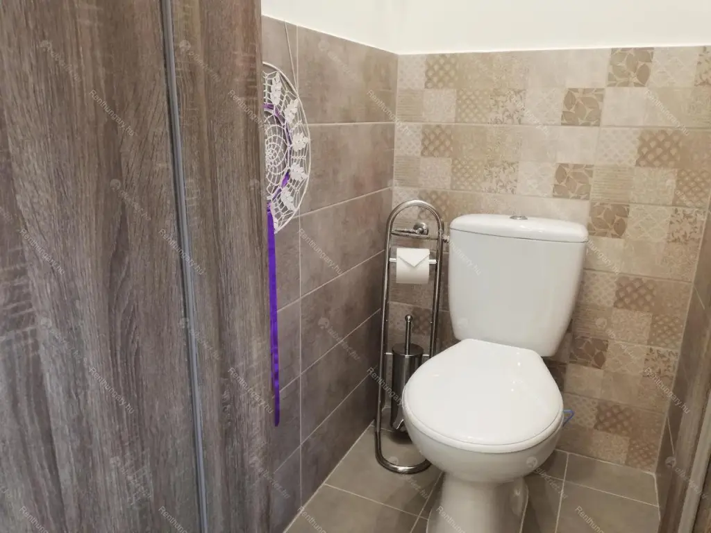 Kiadó albérlet 250000 Ft/hó áron: Budapest, VI. kerület  Zichy Jenő utca. Mérete: 34 nm, 2 szobás | Alberlet.hu - 6669226