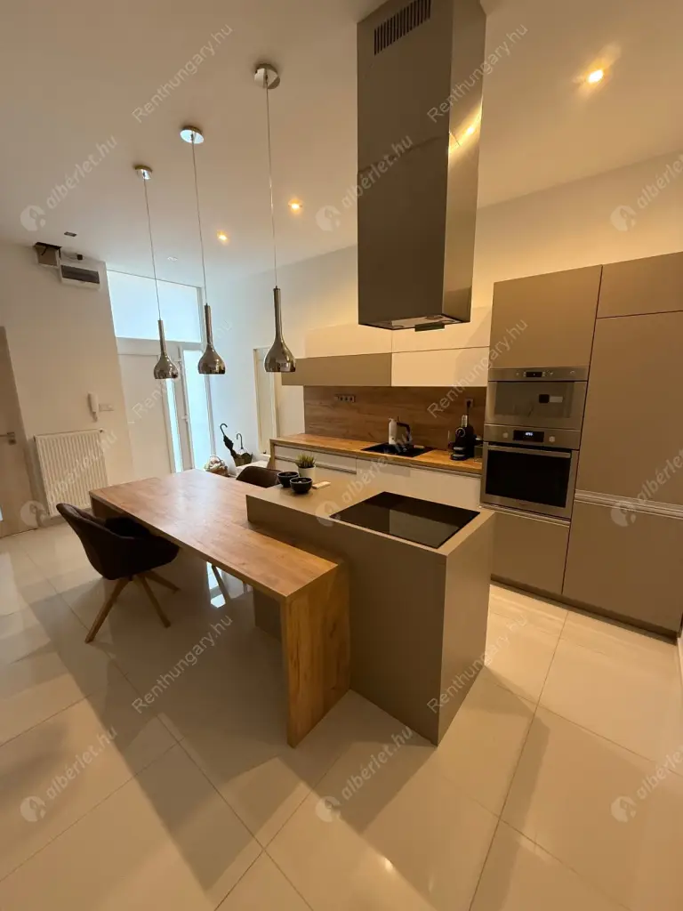 Kiadó albérlet 380000 Ft/hó áron: Budapest, VI. kerület  Zichy Jenő utca. Mérete: 71 nm, 2 szobás | Alberlet.hu - 6502052