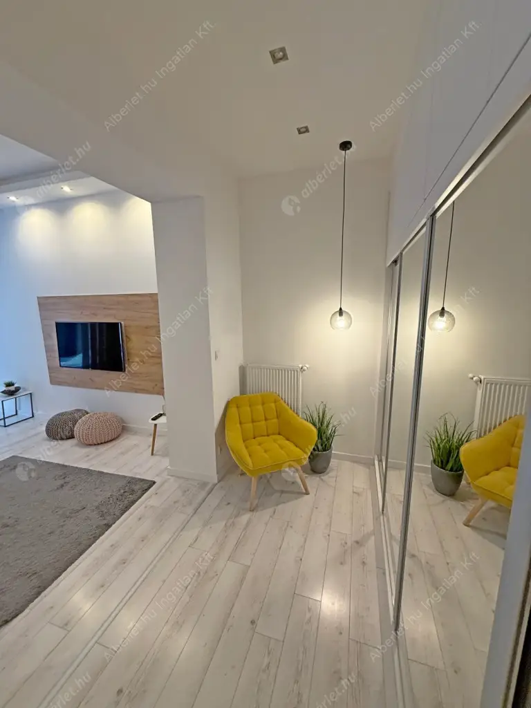 Kiadó albérlet 380000 Ft/hó áron: Budapest, VI. kerület  Zichy Jenő utca. Mérete: 71 nm, 2 szobás | Alberlet.hu - 6513861