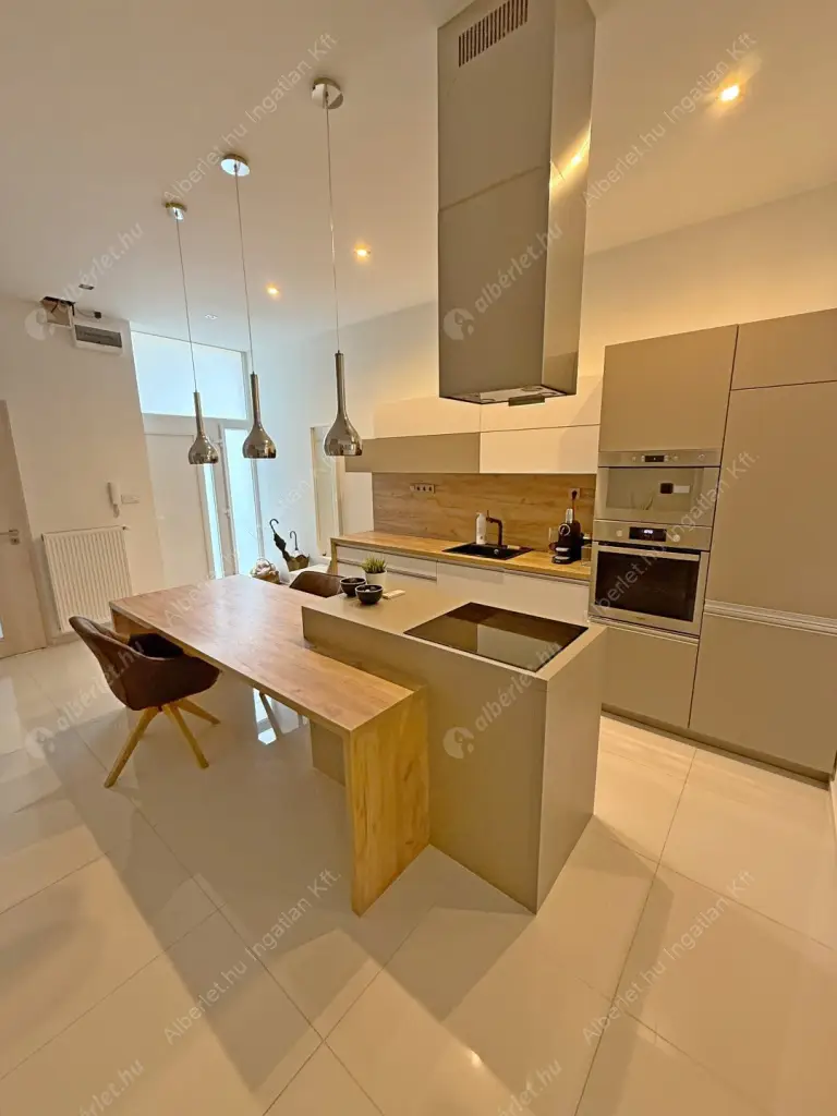 Kiadó albérlet 380000 Ft/hó áron: Budapest, VI. kerület  Zichy Jenő utca. Mérete: 71 nm, 2 szobás | Alberlet.hu - 6513862