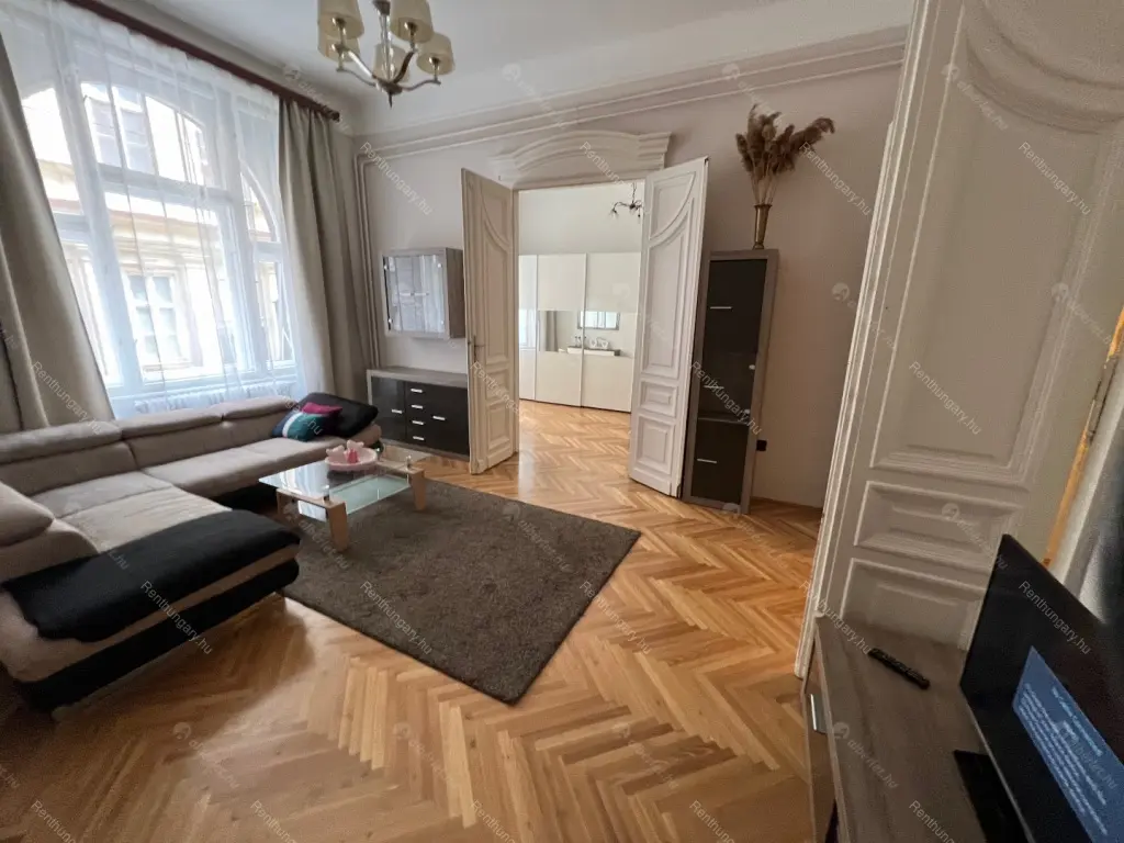 Kiadó albérlet 270000 Ft/hó áron: Budapest, VI. kerület  Zichy Jenő utca. Mérete: 77 nm, 2 szobás | Alberlet.hu - 6669249