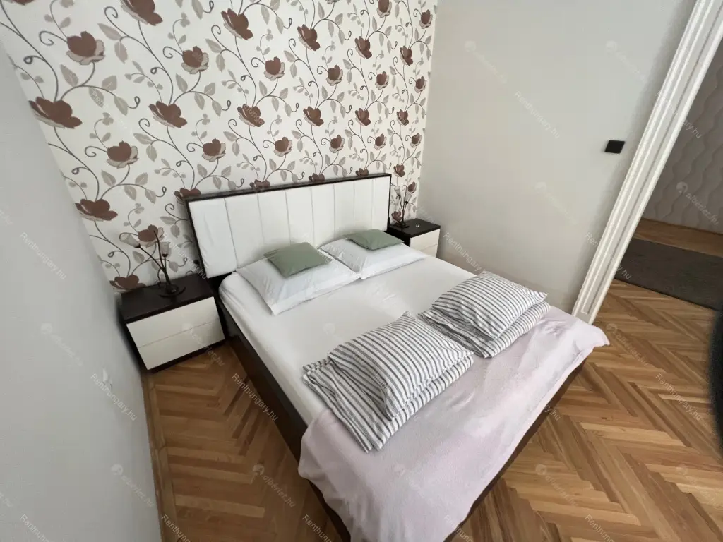 Kiadó albérlet 270000 Ft/hó áron: Budapest, VI. kerület  Zichy Jenő utca. Mérete: 77 nm, 2 szobás | Alberlet.hu - 6669256