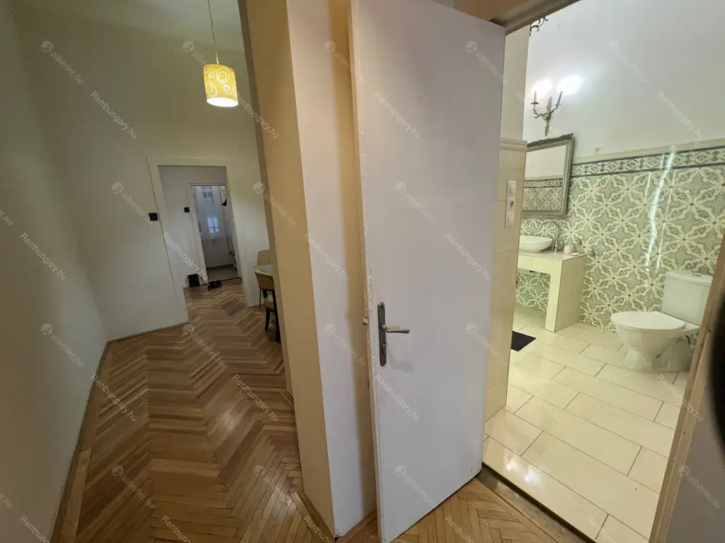 Kiadó albérlet 270000 Ft/hó áron: Budapest, VI. kerület  Zichy Jenő utca. Mérete: 77 nm, 2 szobás | Alberlet.hu - 6669265