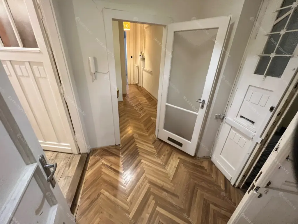 Kiadó albérlet 270000 Ft/hó áron: Budapest, VI. kerület  Zichy Jenő utca. Mérete: 77 nm, 2 szobás | Alberlet.hu - 6669273