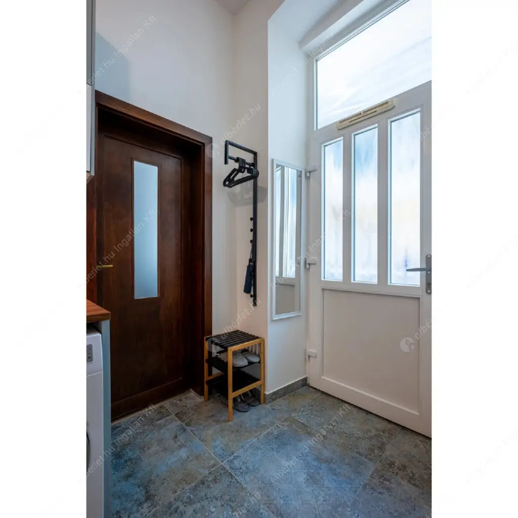 Kiadó albérlet 300000 Ft/hó áron: Budapest, VII. kerület  Akácfa utca. Mérete: 40 nm, 2 szobás | Alberlet.hu - 6585373