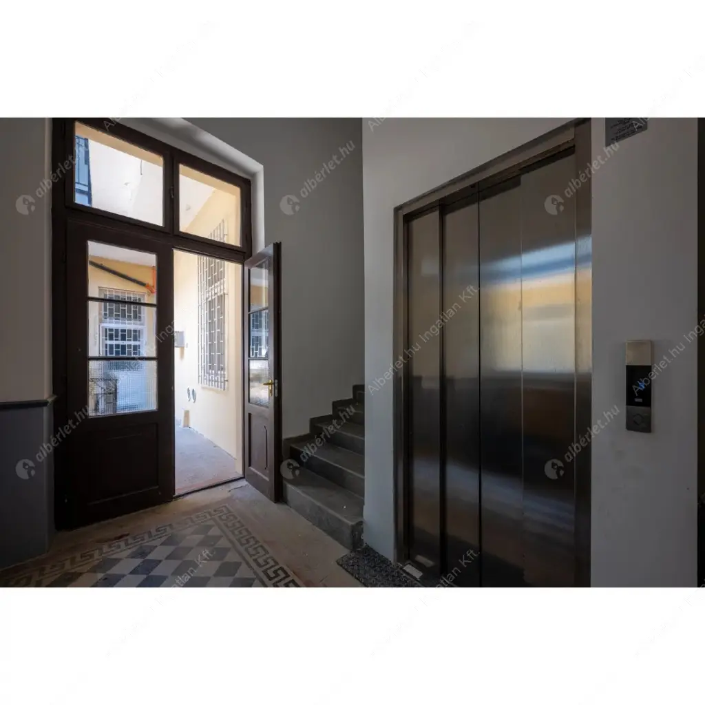 Kiadó albérlet 300000 Ft/hó áron: Budapest, VII. kerület  Akácfa utca. Mérete: 40 nm, 2 szobás | Alberlet.hu - 6585375