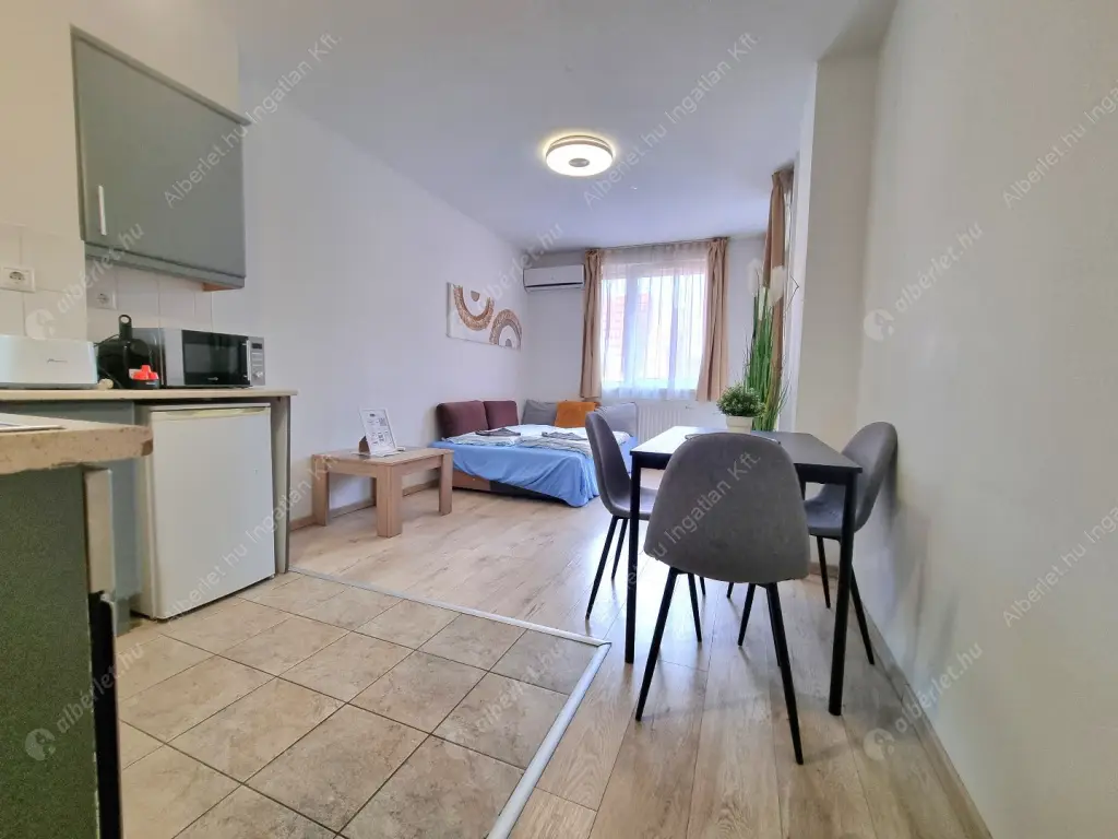 Kiadó albérlet 250000 Ft/hó áron: Budapest, VII. kerület  Akácfa utca. Mérete: 48 nm, 2 szobás | Alberlet.hu - 6583844