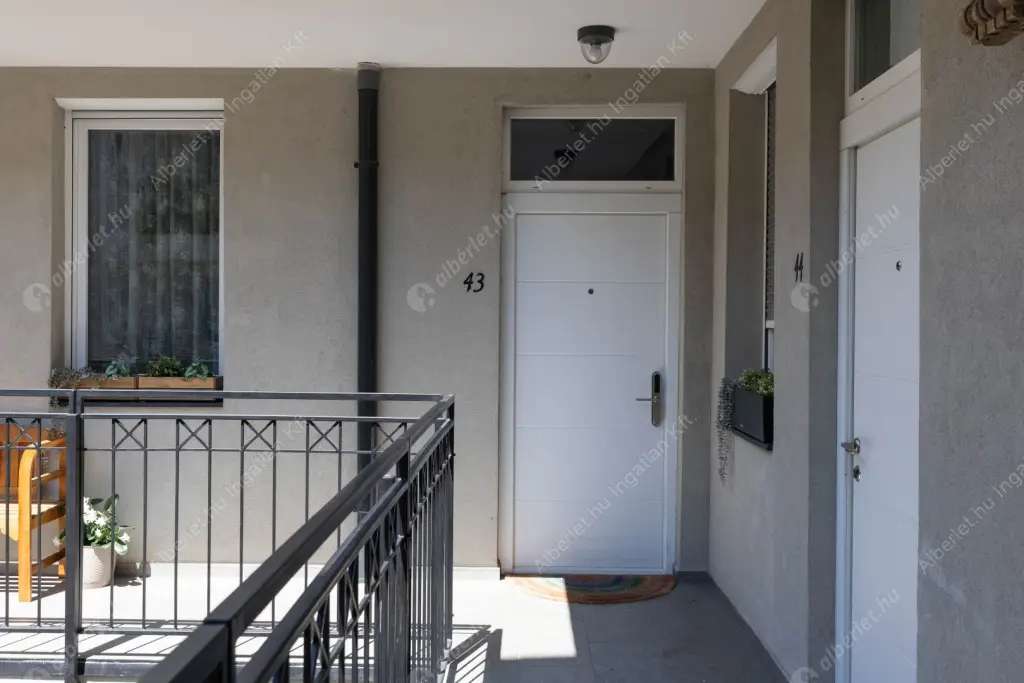 Kiadó albérlet 613000 Ft/hó áron: Budapest, VII. kerület  Akácfa utca. Mérete: 79 nm, 3 szobás | Alberlet.hu - 6554322