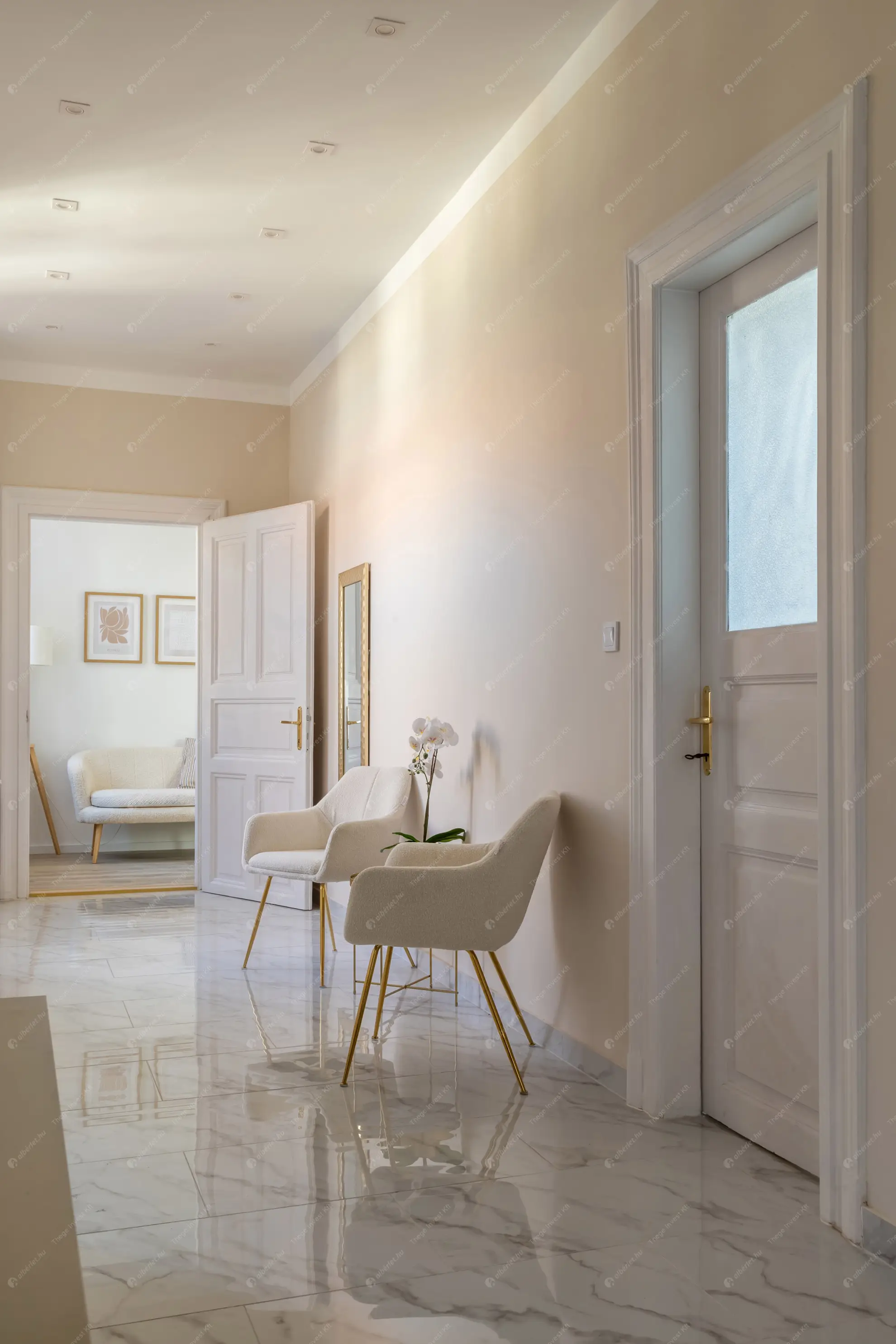 Kiadó albérlet 235000 Ft/hó áron: Budapest, VII. kerület  Almássy tér. Mérete: 25 nm, 1 szobás | Alberlet.hu - 6606583