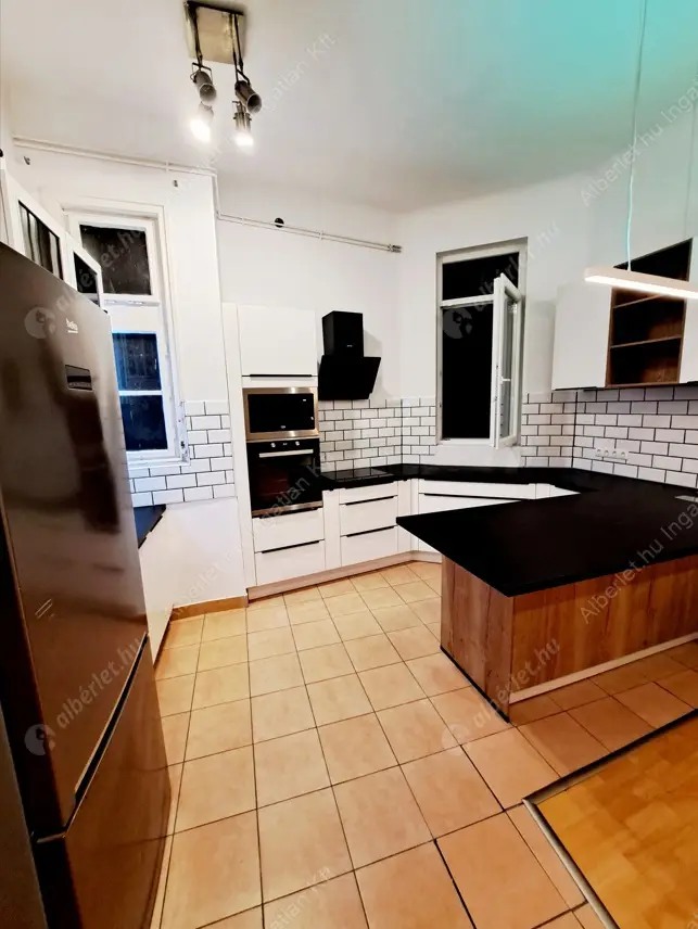 Kiadó albérlet 350000 Ft/hó áron: Budapest, VII. kerület  Alsó erdősor. Mérete: 60 nm, 2 szobás | Alberlet.hu - 6526676