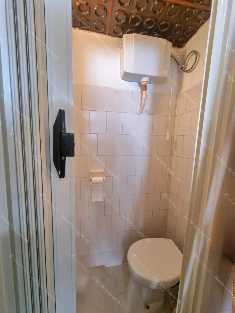 Kiadó albérlet 170000 Ft/hó áron: Budapest, VII. kerület  Alsó erdősor utca. Mérete: 34 nm, 1 szobás | Alberlet.hu - 6700000